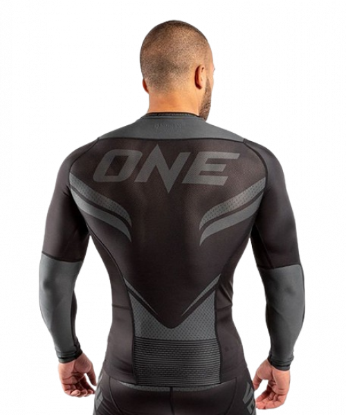 Venum Rashguard One FC Impact schwarz lang